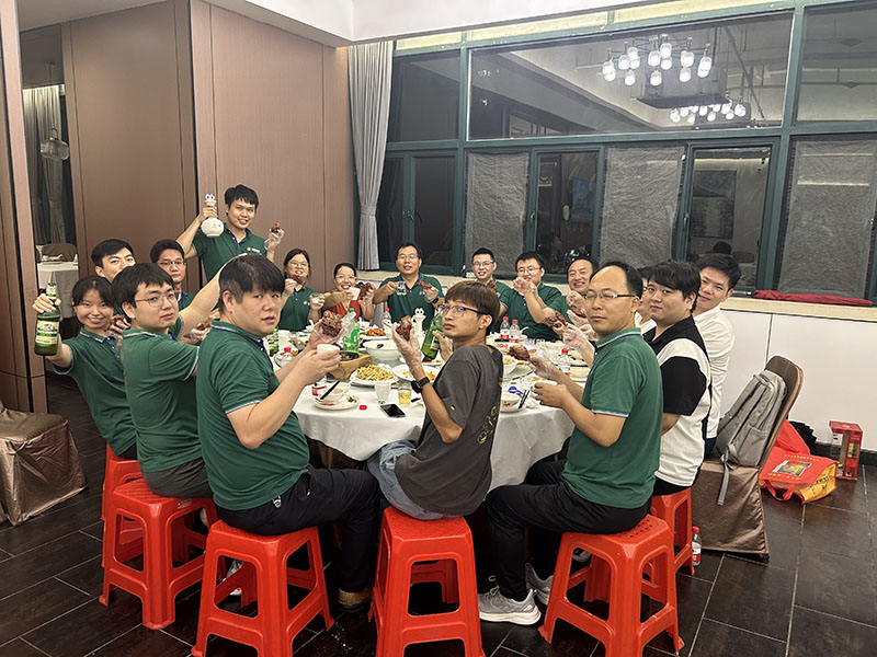 团队聚餐